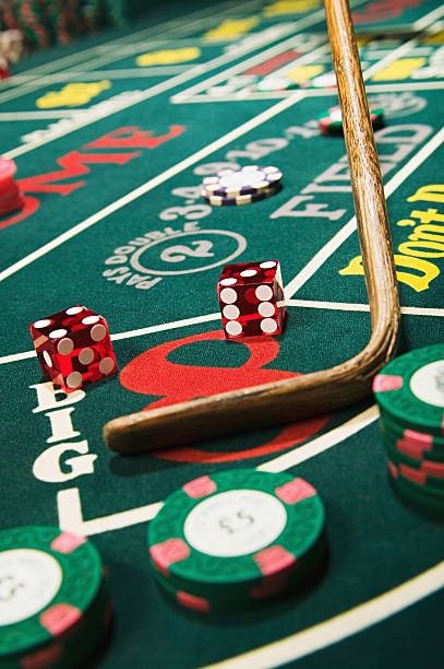 Live dealer table at Caishen Wins on godam slot